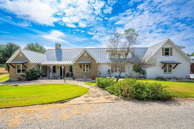 $1,424,000 | 151 Kerr Canyon Pass South