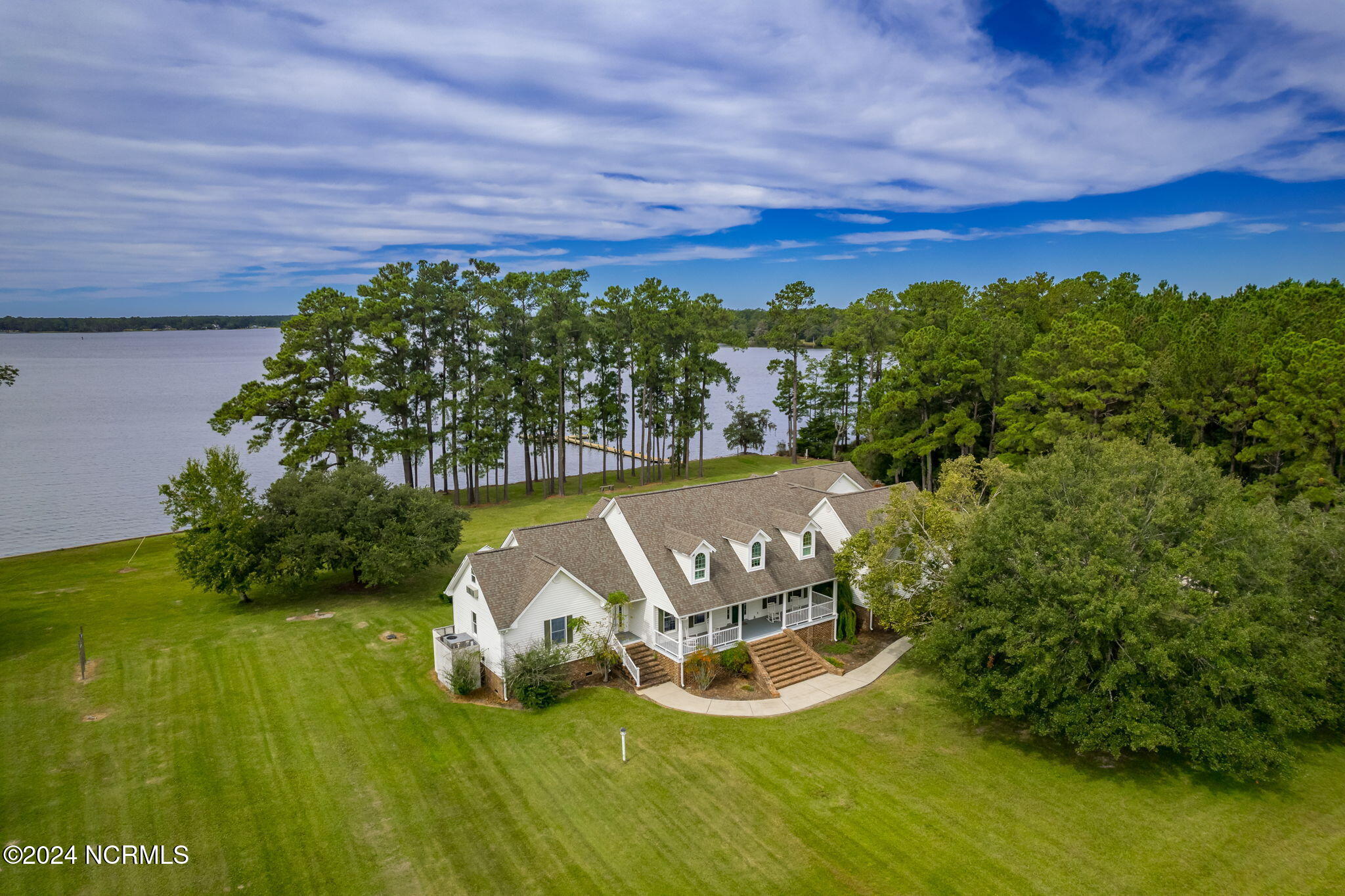 90-web-or-mls-Styron Photo 300 Carraway-