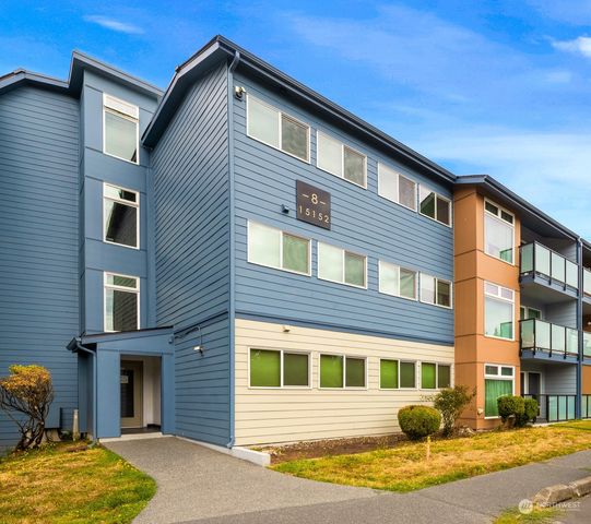 $315,000 | 15152 65th Avenue South, Unit 818 | Tukwila Hill