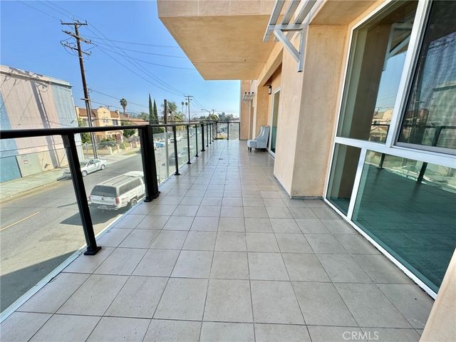 $685,000 | 1598 Long Beach Boulevard, Unit 214 | Poly High