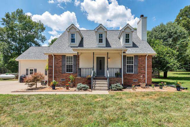 $479,900 | 604 Steeplechase Court