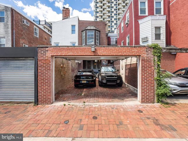 $2,275,000 | 632 Spruce Street | Society Hill