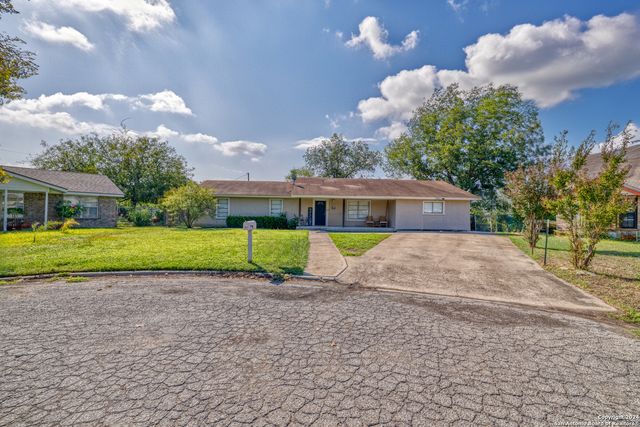 $276,000 | 317 Studer Park | Uvalde