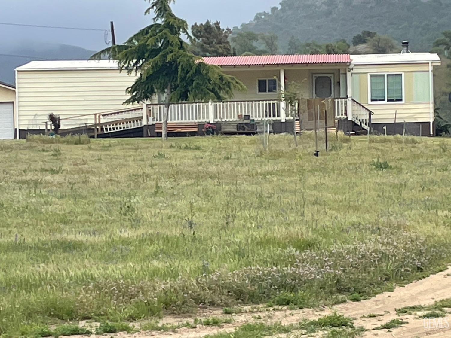 a front view of house with yard