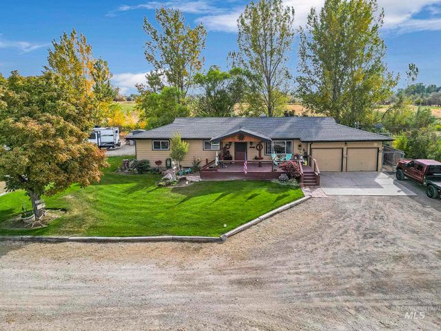 $799,000 | 2220 East 3762 North