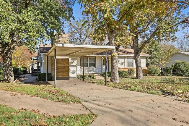 $274,000 | 1505 Seminole Avenue | Denton