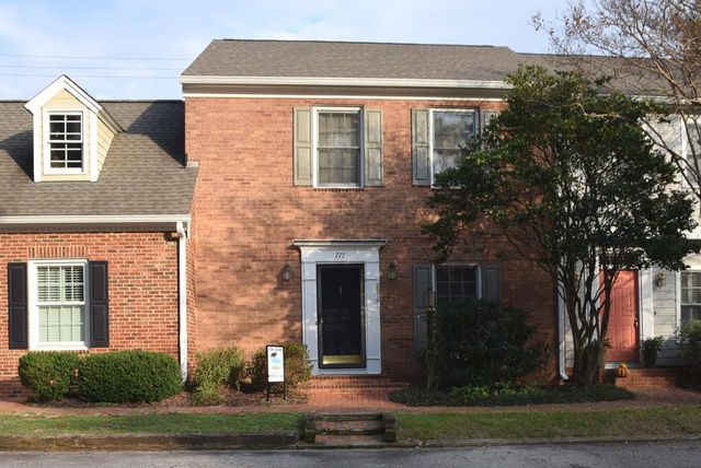 $1,750 | 777 Weathergreen Drive | Weathersfield Place Townhomes