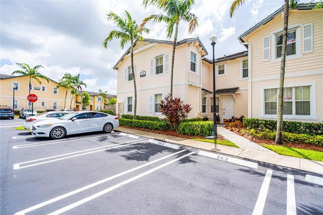 $329,000 | 153 Southeast 28th Place, Unit 2 | Homestead