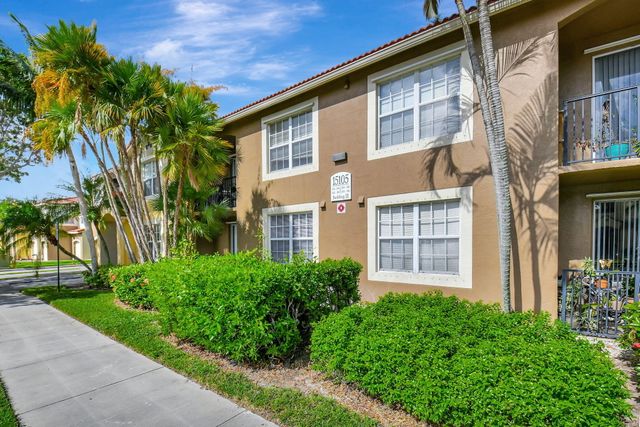 $305,000 | 15105 Michelangelo Boulevard, Unit 103 | Murano at Delray Beach Condominiums