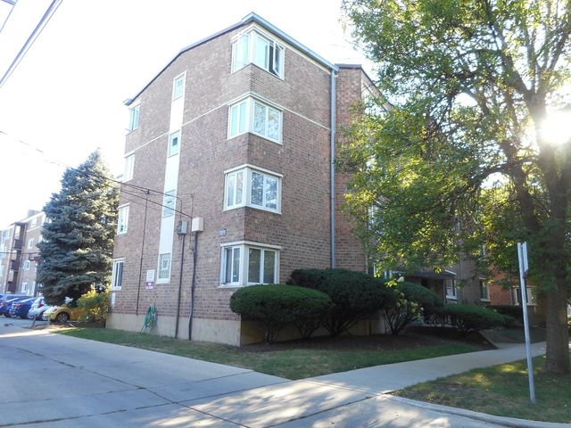 $134,995 | 1921 West Hood Avenue, Unit 3B | West Ridge