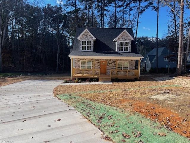 $370,000 | 514 Woods Drive | Randleman