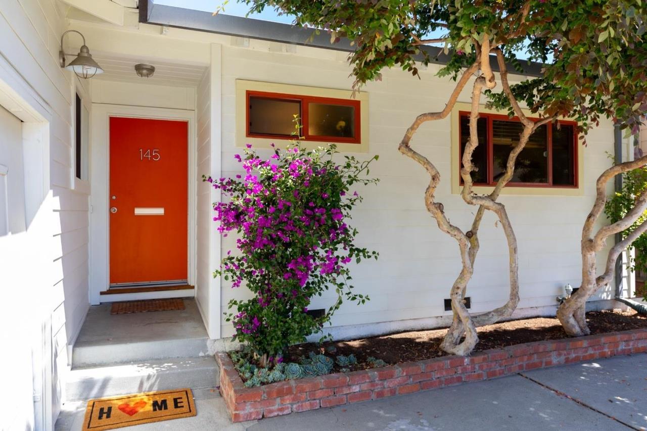 a front view of house with yard