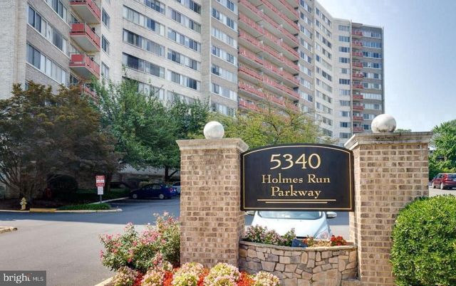 $1,600 | 5340 Holmes Run Parkway, Unit 108 | Pavilion on the Park Condominiums