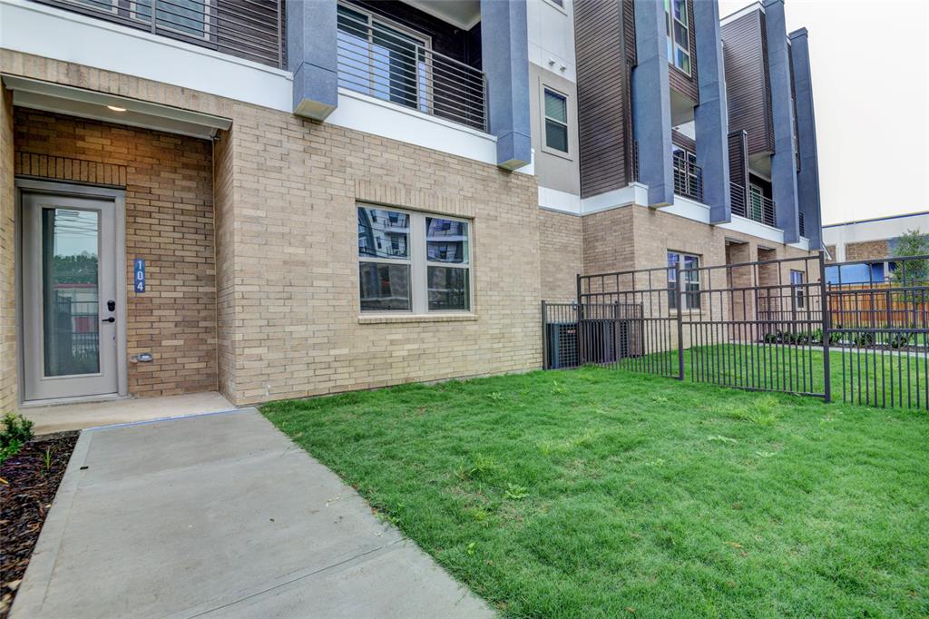 a view of a back yard of the house