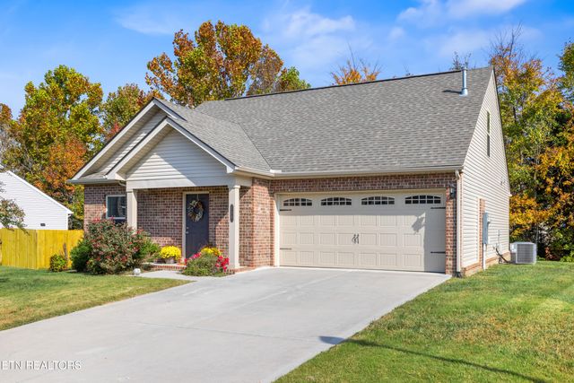 $429,000 | 720 Sandpiper Street | Maryville