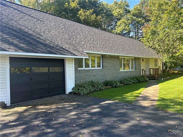 $364,900 | 5792 East Seneca Turnpike | Onondaga