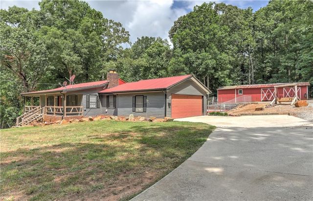 $849,900 | 616 Rich Davis Road