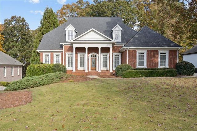 $950,000 | 4385 Hamilton Mill Road | Buford