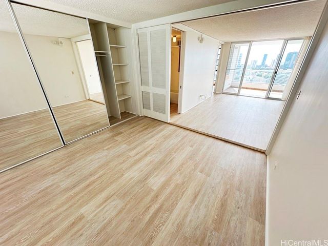 $2,450 | 1556 Piikoi Street, Unit 2002 | Makiki