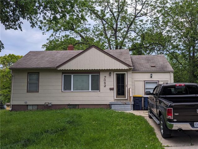 $128,000 | 7342 Euclid Avenue | South Side