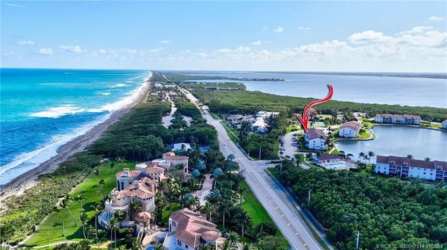 $319,900 | 4428 Northeast Ocean Boulevard, Unit B1 | Hutchinson Island South