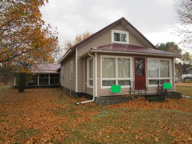 $164,000 | 141 South Front Street | Coloma