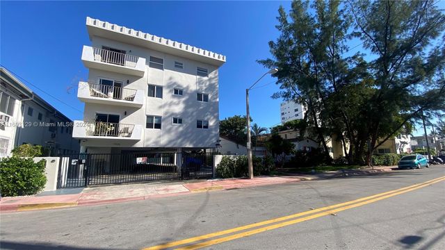 $1,700 | 7925 Carlyle Avenue, Unit 404 | North Beach