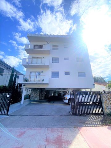 $1,800 | 7925 Carlyle Avenue, Unit 404 | North Beach