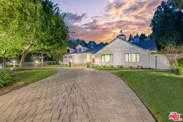 $4,998,000 | 5488 Round Meadow Road | Hidden Hills