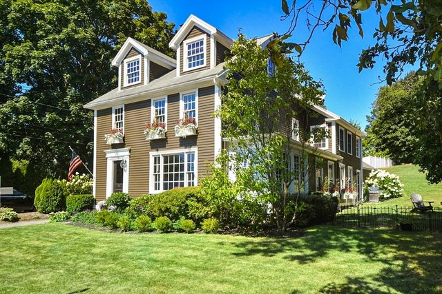 $1,070,000 | 436 Main Street | Salisbury Point