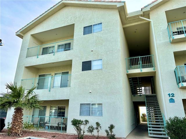 $215,000 | 3550 Bay Sands Drive, Unit 3089 | Downtown Laughlin