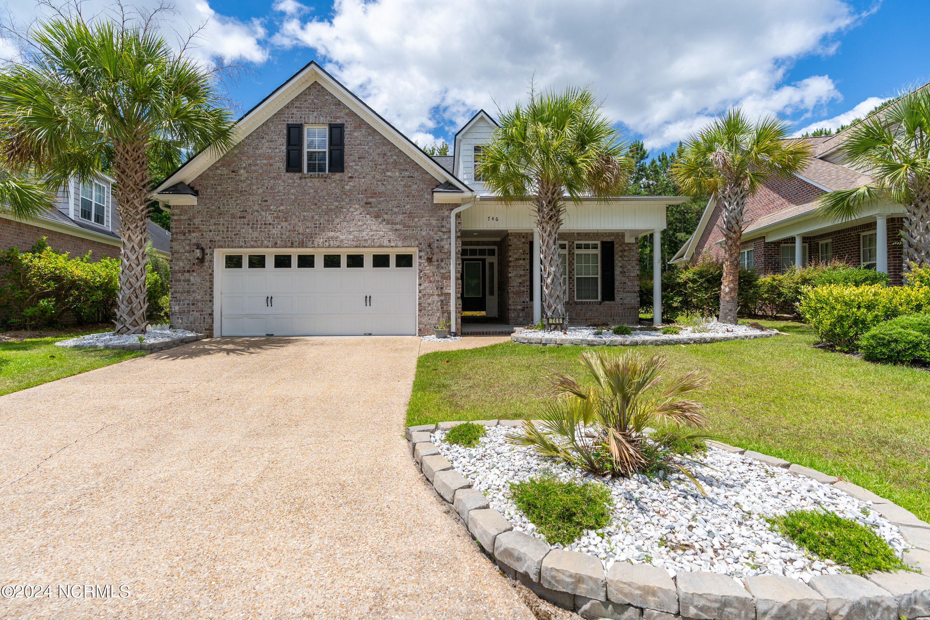 746 Creekway Cir-34