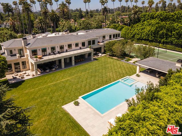 $56,900,000 | 912 Benedict Canyon Drive | Beverly Hills