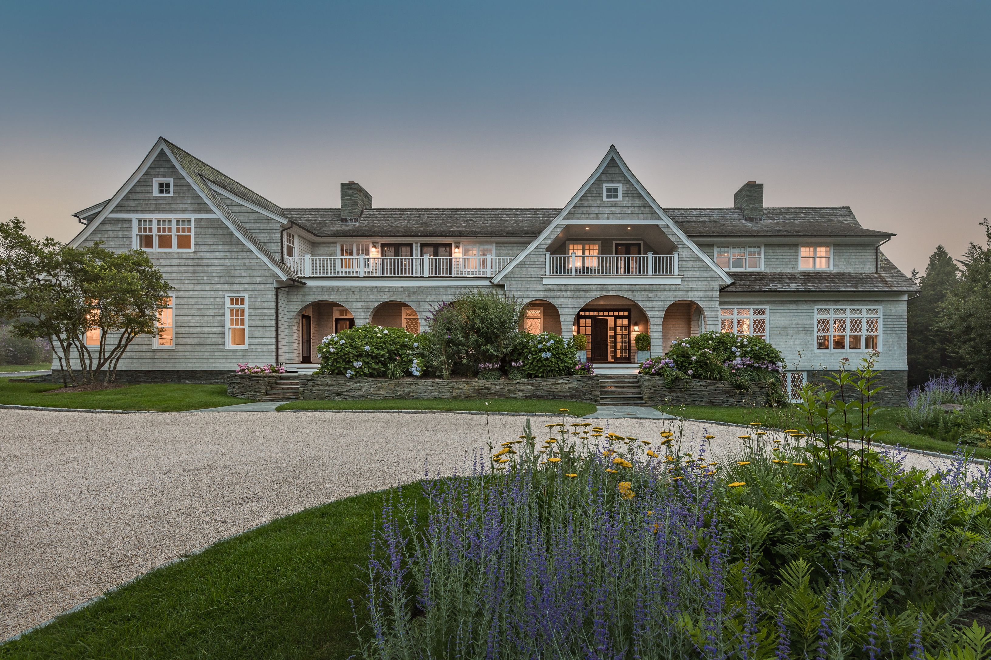 a house view with a outdoor space