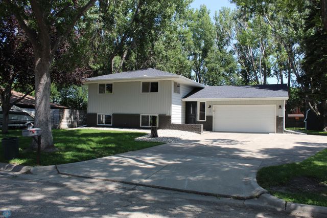 $339,900 | 434 Horn Avenue | Moorhead