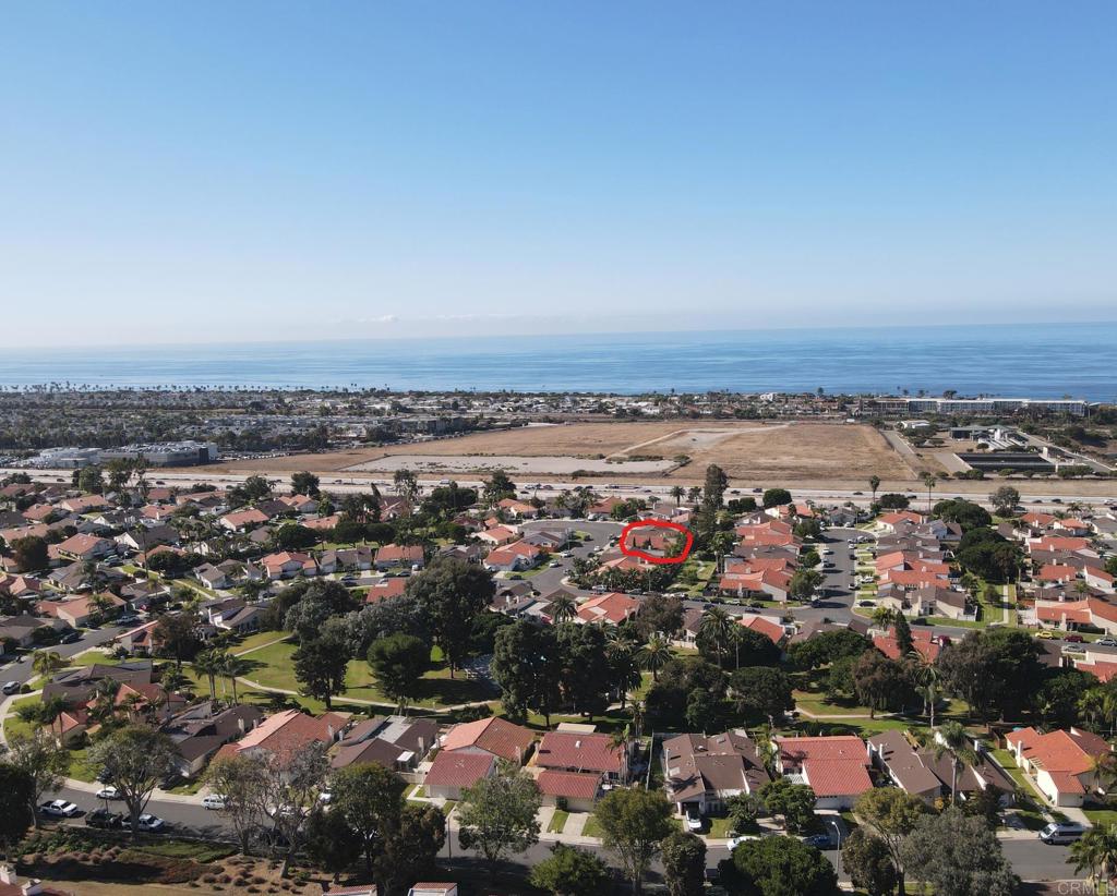 an aerial view of multiple house