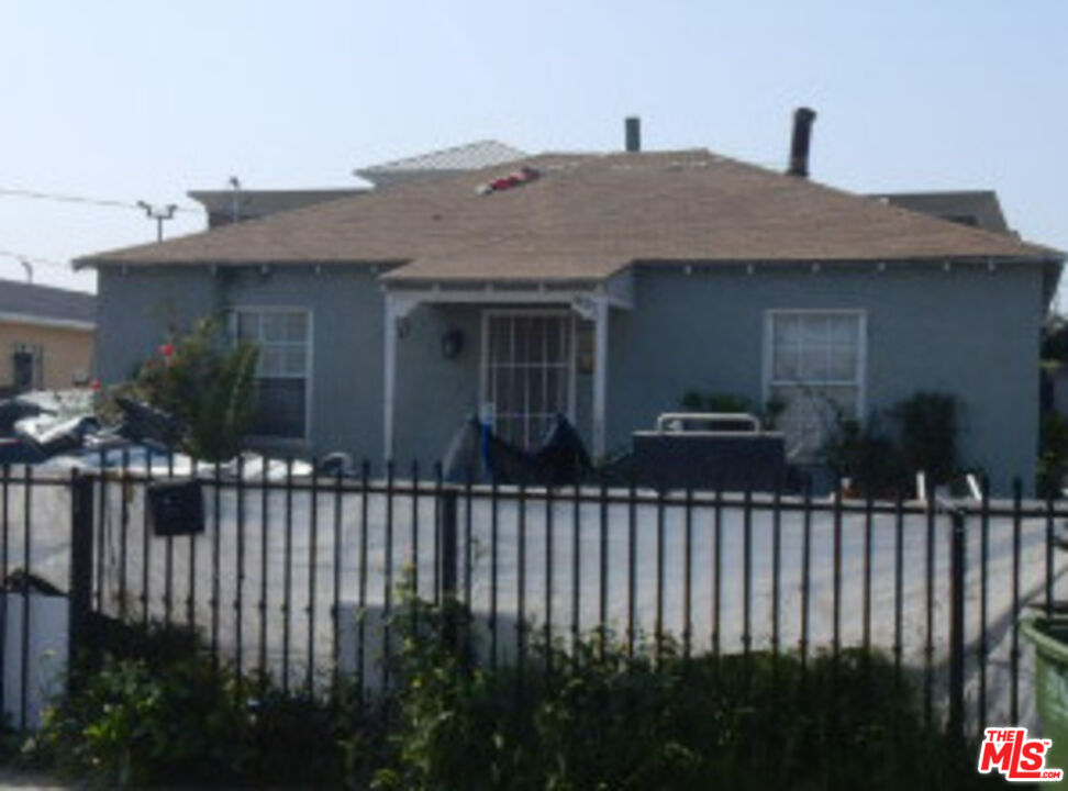 832 West Cherry Street, Compton, CA 90222 | Compass