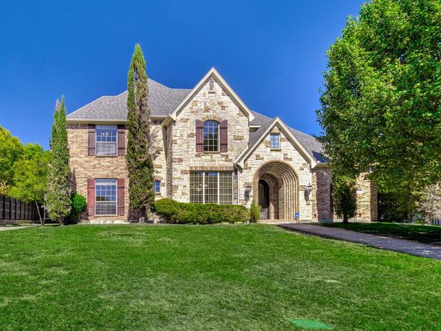 $849,500 | 500 Hidden Lake Drive | Prosper