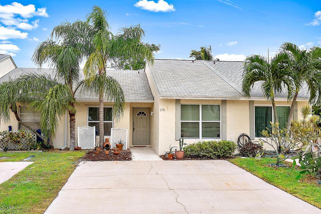 $319,000 | 178 Pinewood Court | Jupiter Village