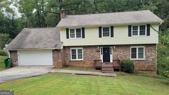 $279,900 | 1081 Avonridge Court