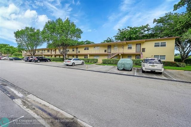 $124,999 | 7360 Northwest 1st Street, Unit 104 | Oriole Gardens