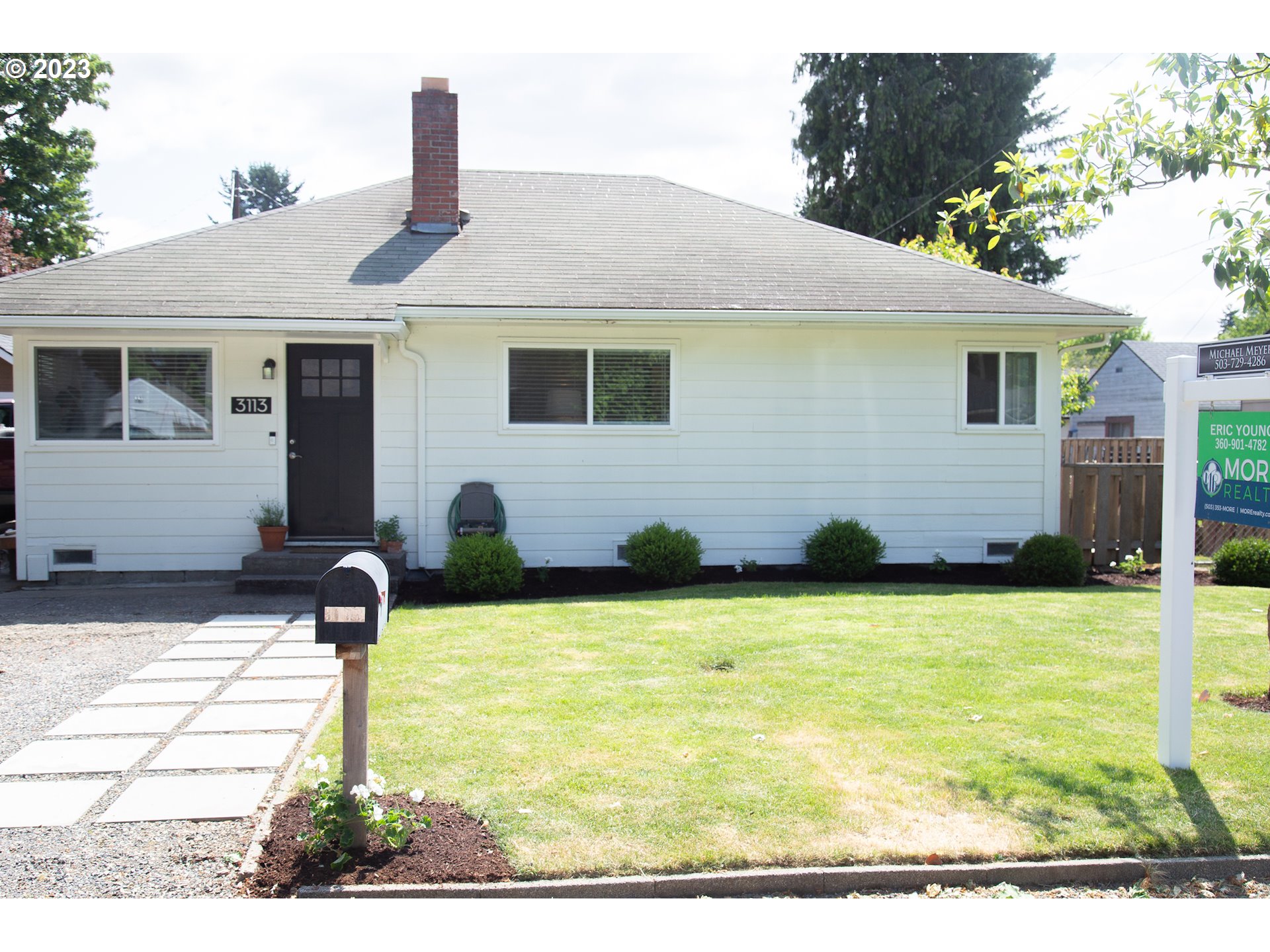 a front view of house with yard