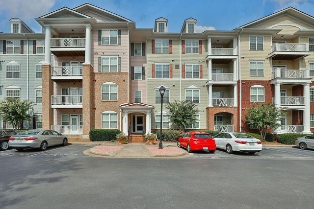 $380,000 | 1975 Nocturne Drive, Unit 2201 | Alpharetta