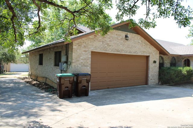 $429,999 | 12212 Eucalyptus | West San Antonio