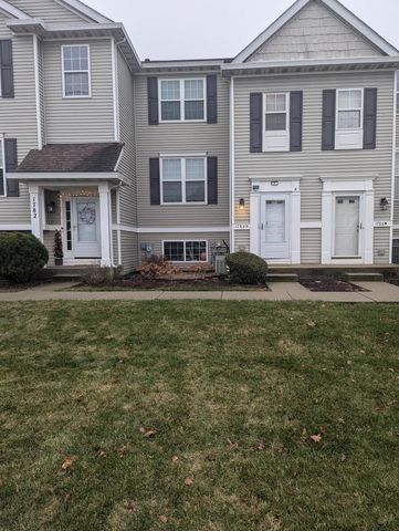 $249,900 | 1784 Fieldstone Drive North | Shorewood