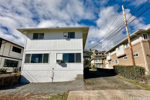 $1,350,000 | 3838 Claudine Street | Wilhelmina