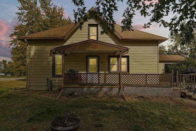 $139,900 | 221 5th Street Northwest | New Richland