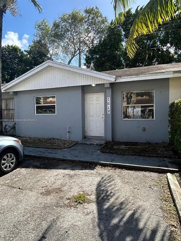 $2,200 | 1618 Sunrise Boulevard, Unit 1618 | Homestead