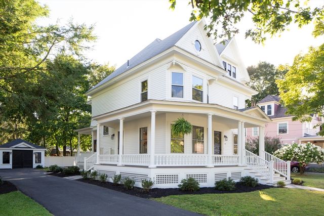 $889,000 | 80 Central Street | Hudson Center