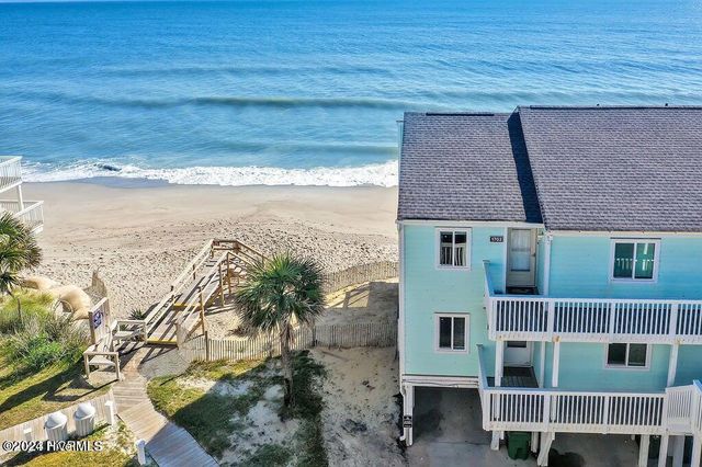 $495,000 | 1702 Sand Dollar Court | Kure Beach